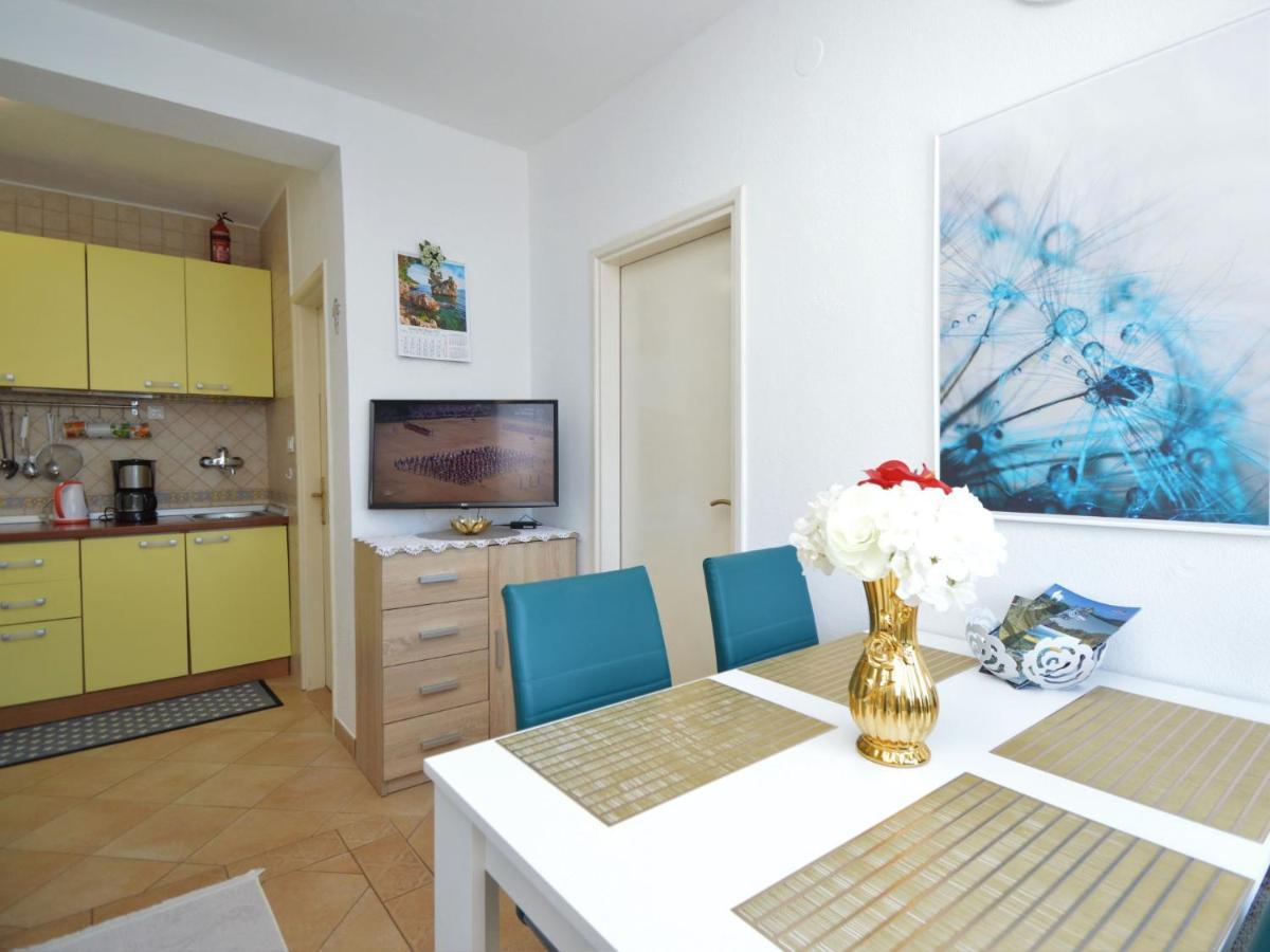 Apartment Friedrich-4 By Interhome Tribunj  Exterior photo